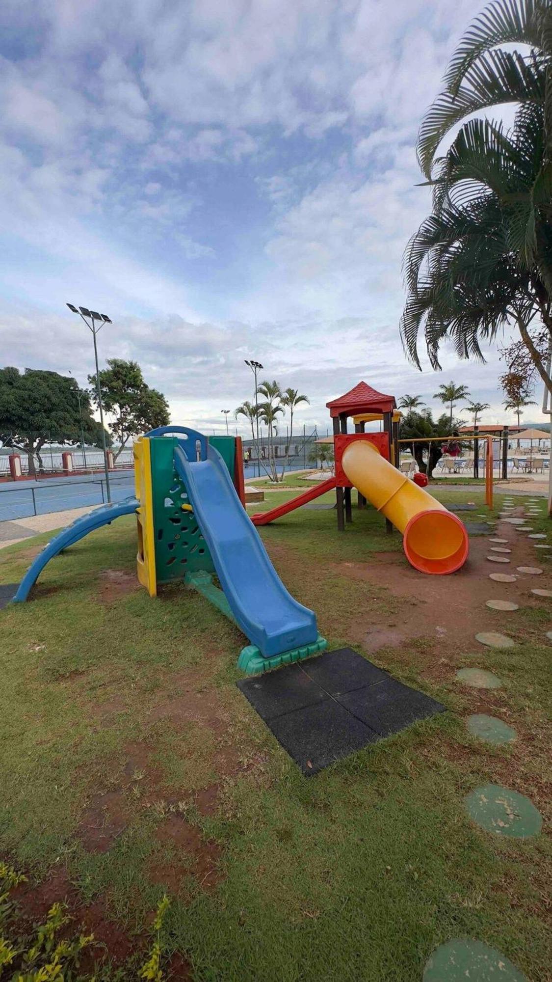 Flat 430 Lindo Com Vista Para O Lago Brasilia Exterior photo
